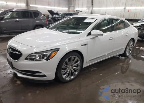 2017 Buick Lacrosse Essence из США, поврежденный, VIN 1G4ZP5SS3HU165619